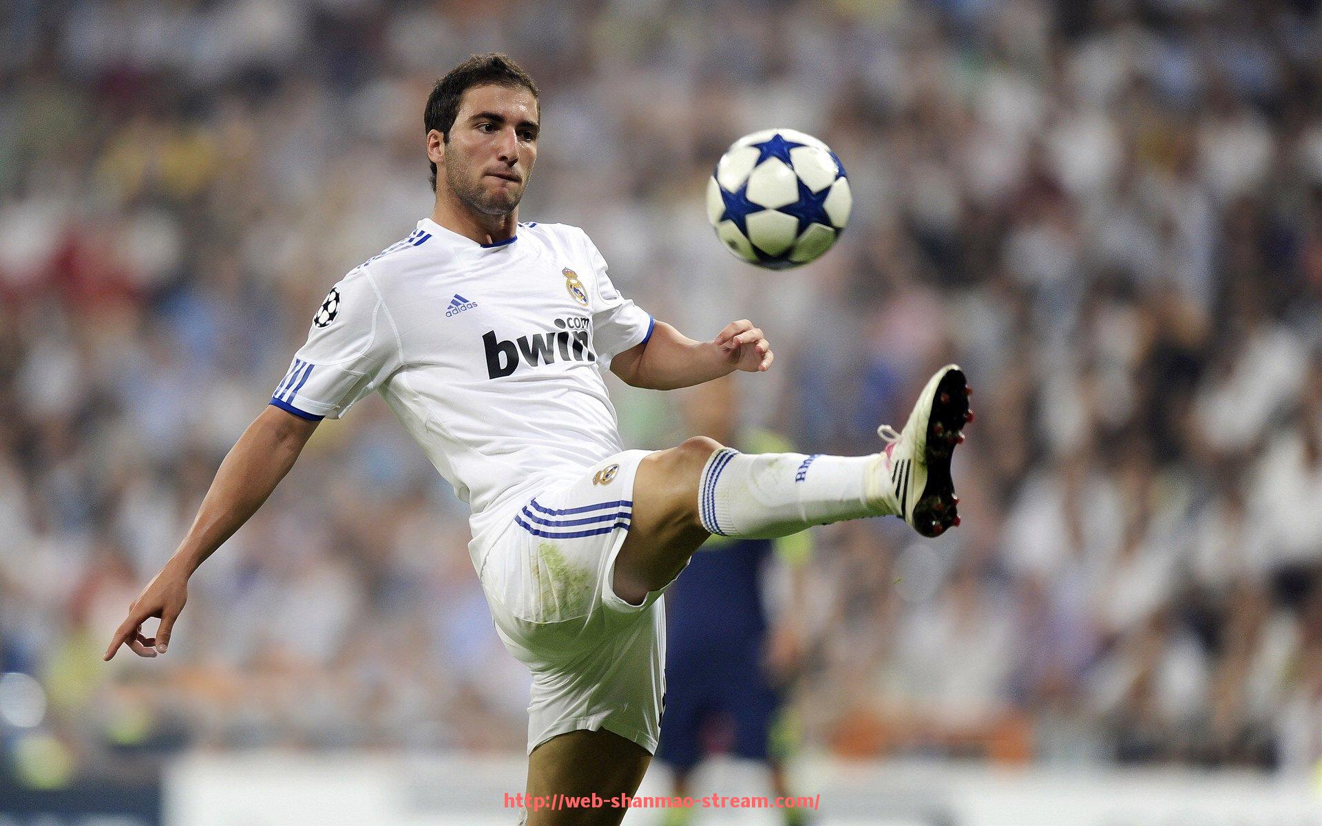 山猫直播官网-边后卫年度传球轨迹汇总：世俱杯边路战术运行详解